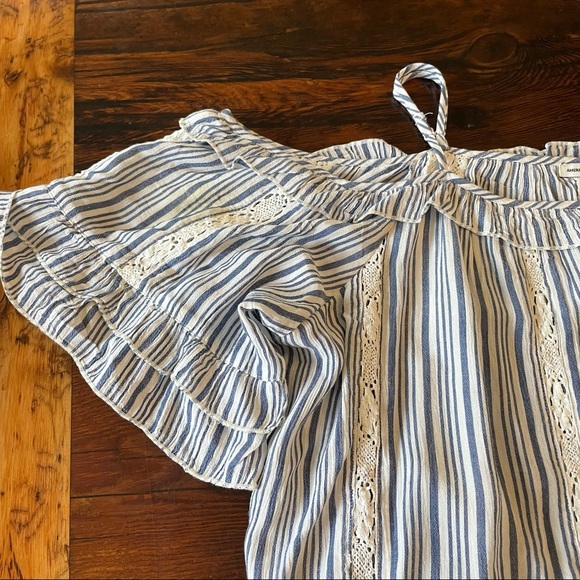 American Eagle blue and white striped chambray off the shoulder top Size Large - Picture 8 of 10